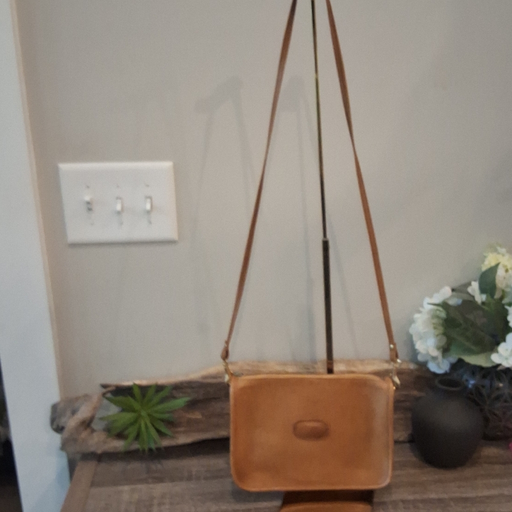 Vintage Unbranded Made In Hong Kong Leather Bag